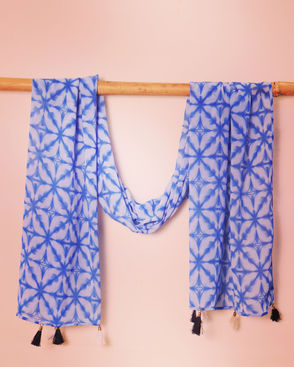 scarf scarves hijab scarfstyle style handmade scarves Indian accessories scarf fashion hijab fashion
scarf season scarf love Serappe Serappe Scarfs Serappe by Varisha Varisha Javed Varisha Indian Scarfs India Scarves Indian Scarf companies
made in india