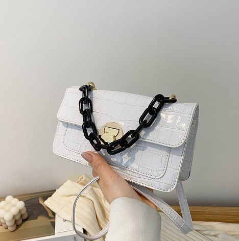 Thumbnail: Fashionable Crocodile Pattern Handbag for Women