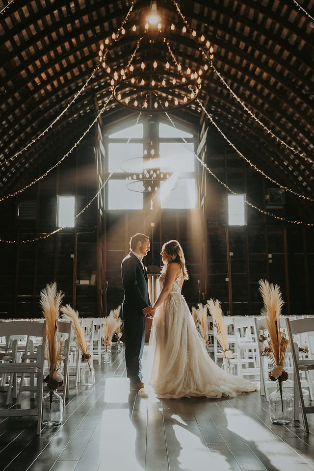 Barn Wedding Venue in Mid-Michigan | Woodbridge Event Barn Barn Wedding Venue in Mid-Michigan | Woodbridge Event Barn