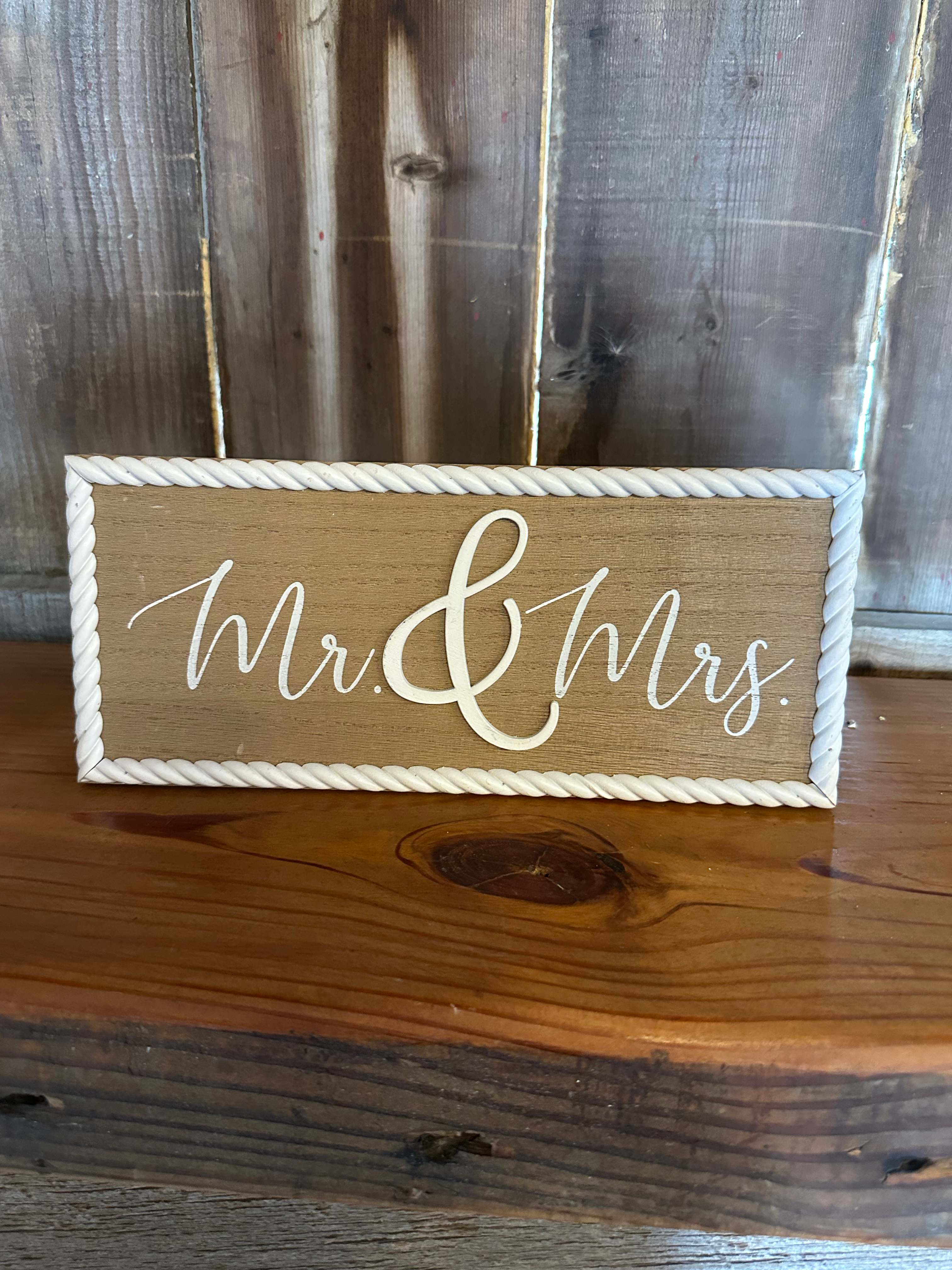 White Wood Mr & Mrs Sign