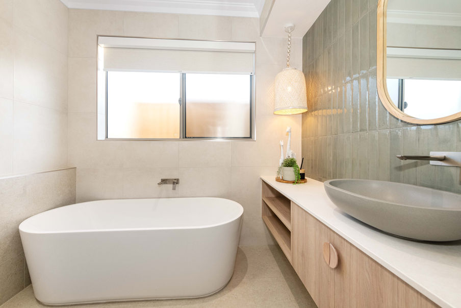 2022.06.15 26 Oakview St, Richmond Hill (18).jpg