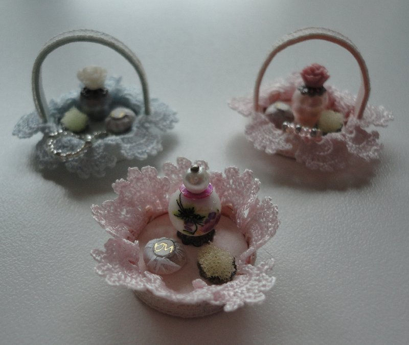 Corbeilles de toilette