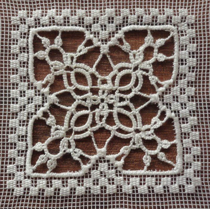 Détail d'une nappe carrée