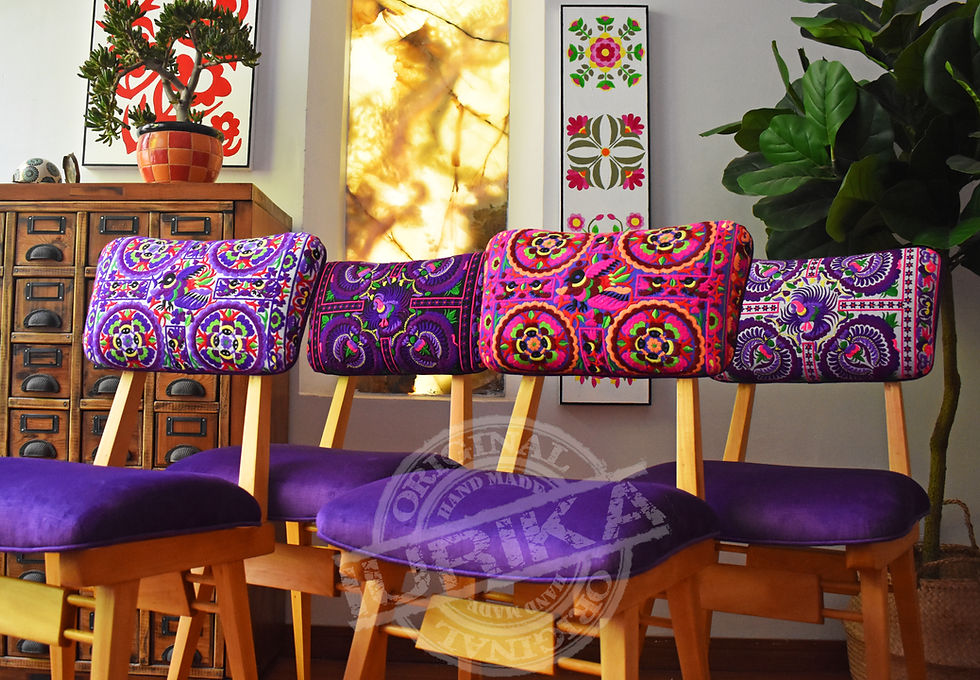 Sillas escandinavas bordadas "Purple dream"