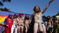 캘리포니아 의원들의 행사가 음란 & 변태적으로  기독교를 모독하는 단체를 ‘HONOR (기념)’ 하는 것으로 밝혀져 충격!  이 행사 취소 촉구를 위한 30초 서명운동 참여! 