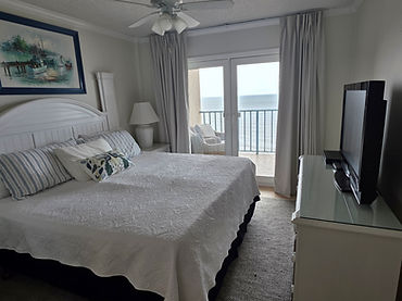 master bedroom.jpg