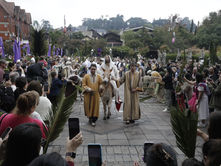 Procissão de Ramos abre a Semana Santa em Gramado