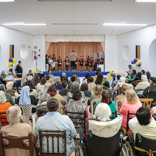 Com atrações culturais e momentos de integração, Canela dá início à Semana do Idoso