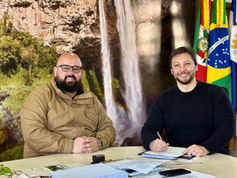 Prefeito Gilberto Cezar nomeia César Prux secretário de Obras de Canela