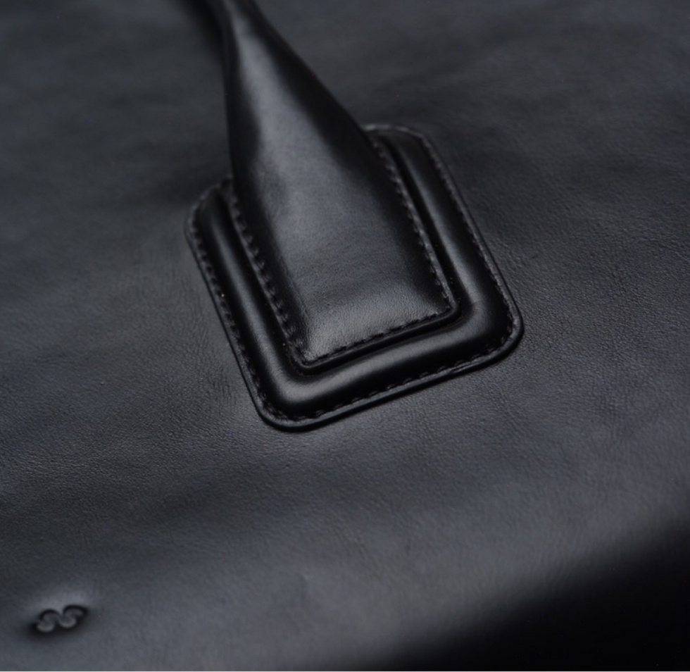Details of our bags, 100% australian leather available in black