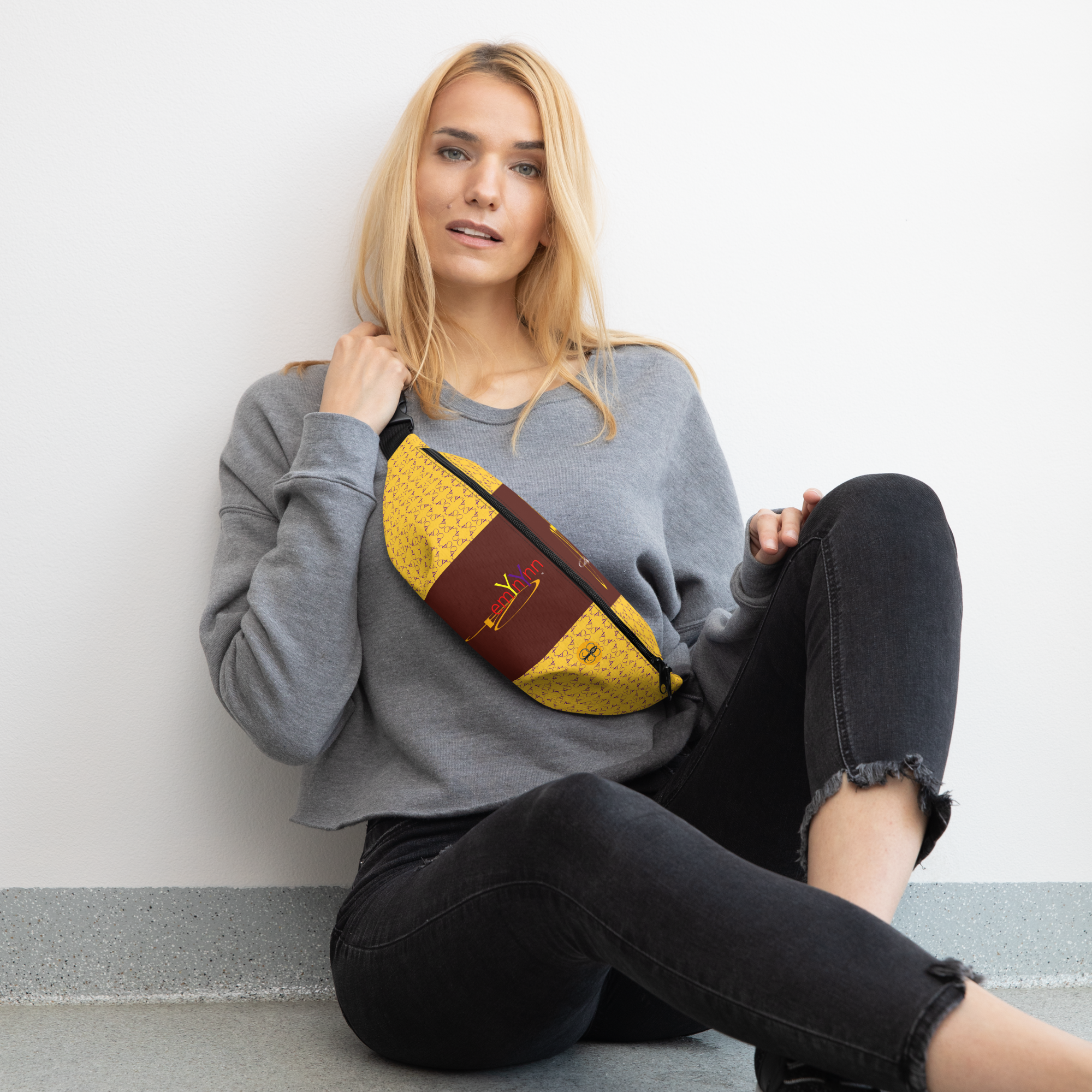 W: bag #125261: "FemYnYnn", waist .ylw