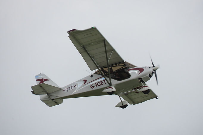 G-IGET-flight.jpg