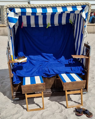 XL Strandkorb auf Drehteller