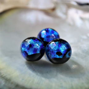 Blue Hotaru Glass Beads, the meaning and effect. (Blue Firefly Ball)
