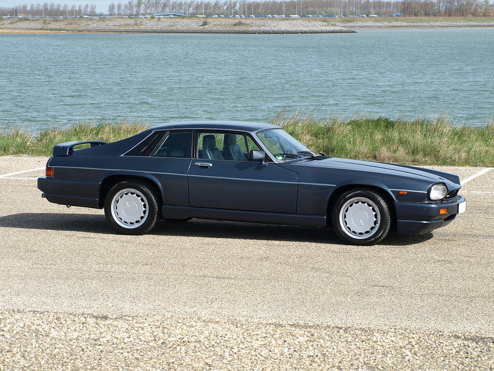 XJR-S - 18
