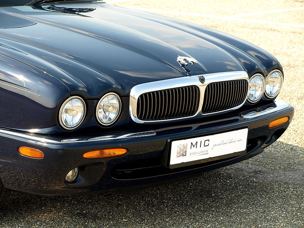 JAGUAR XJ8 3.2 - 22