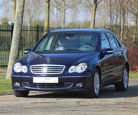 Mercedes-Benz C240