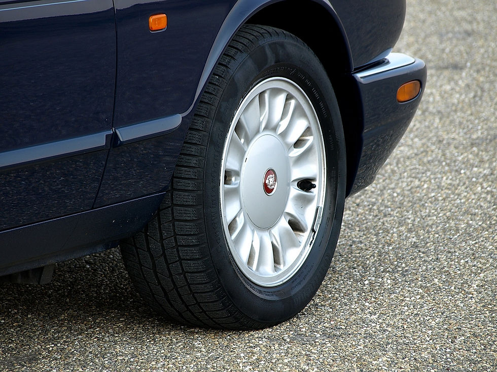 JAGUAR XJ8 3.2 - 19