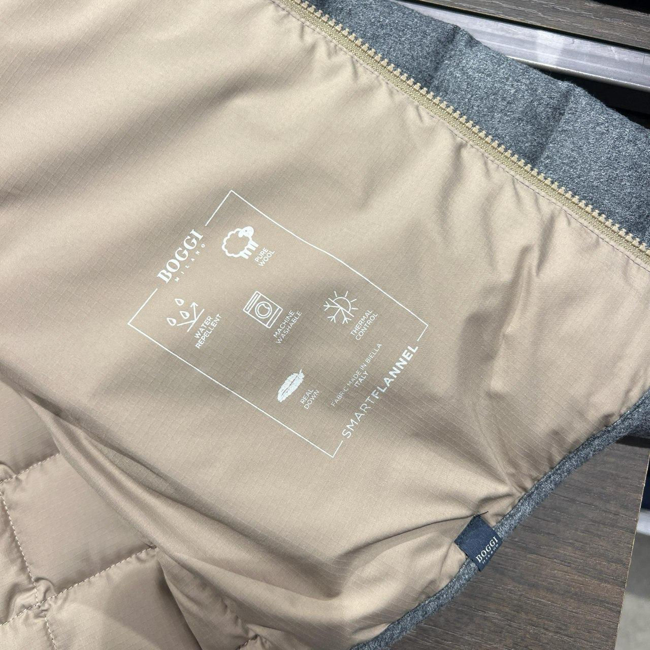 BOGGI Men's Vests