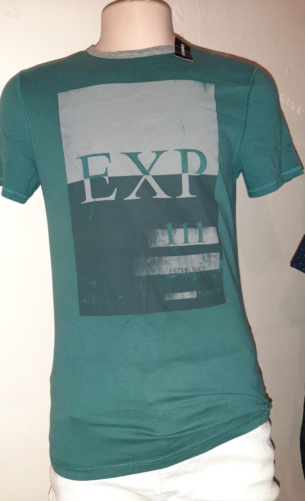 Express camiseta verde