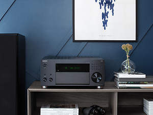 ONKYO-RZ-70-Lifestyle_02.jpg