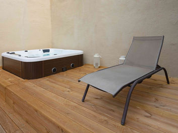Best Spa Flooring Materials for Luxury Interiors