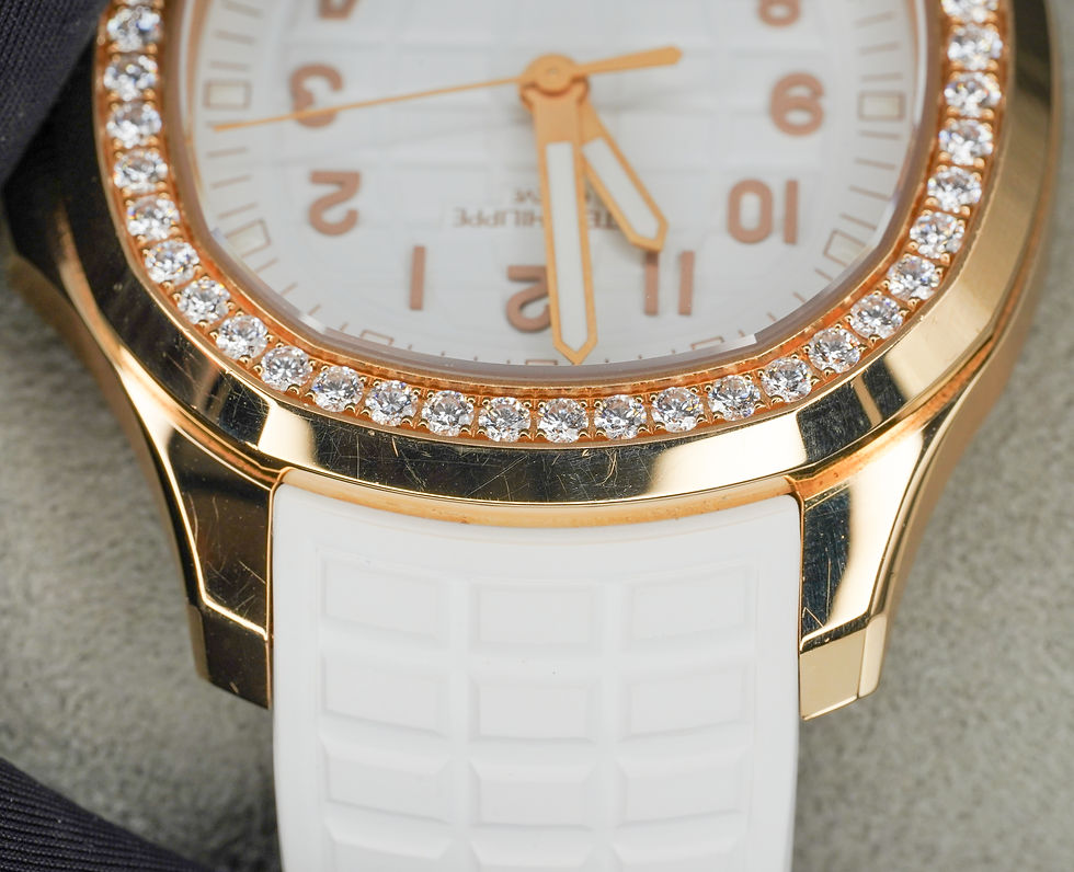 Thumbnail: Patek Philippe Aquanaut Luce Travel 5269/200R-001 White Dial BOXES/PAPERS!