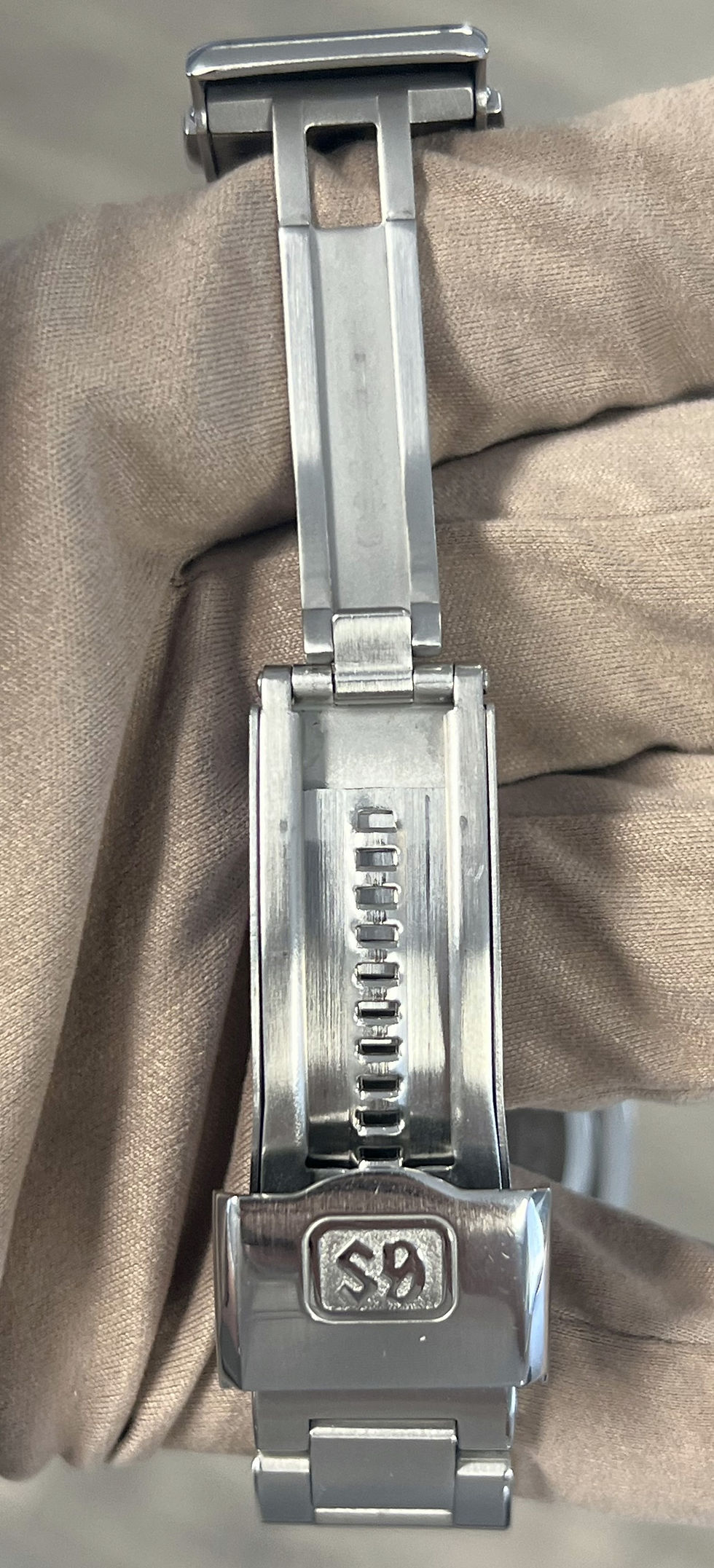 Thumbnail: Grand Seiko Sport Collection 43mm SBGX337 Quartz BOXES/PAPERS!