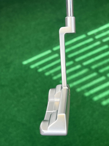 Scotty Cameron Welded Long Neck Newport Select Tour Circle T COA