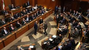 Libano - Governo approva piano per disarmo Hezbollah
