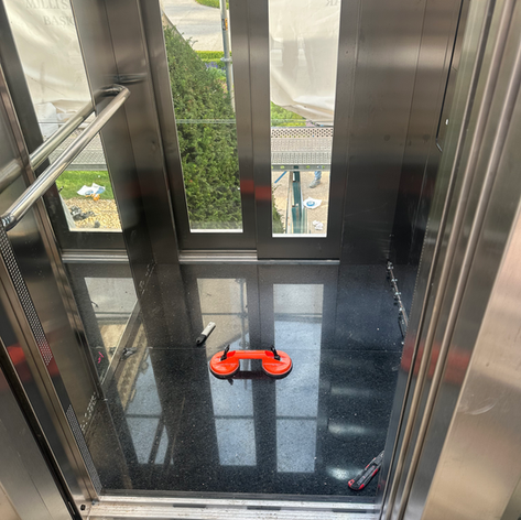 Dolmabahçe Sarayı 'Granit Asansör Kaplaması'