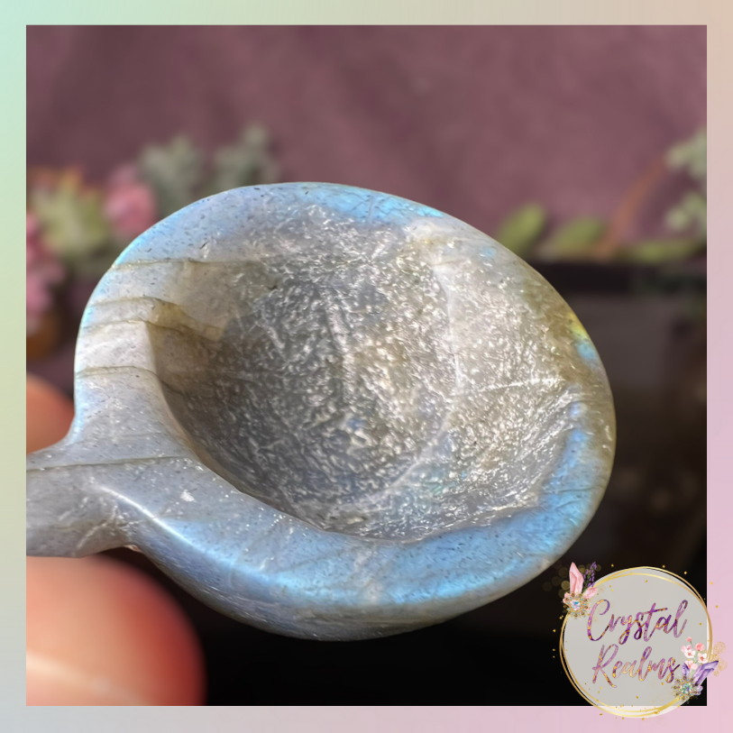 Miniatura: Crystal Teacup Carvings