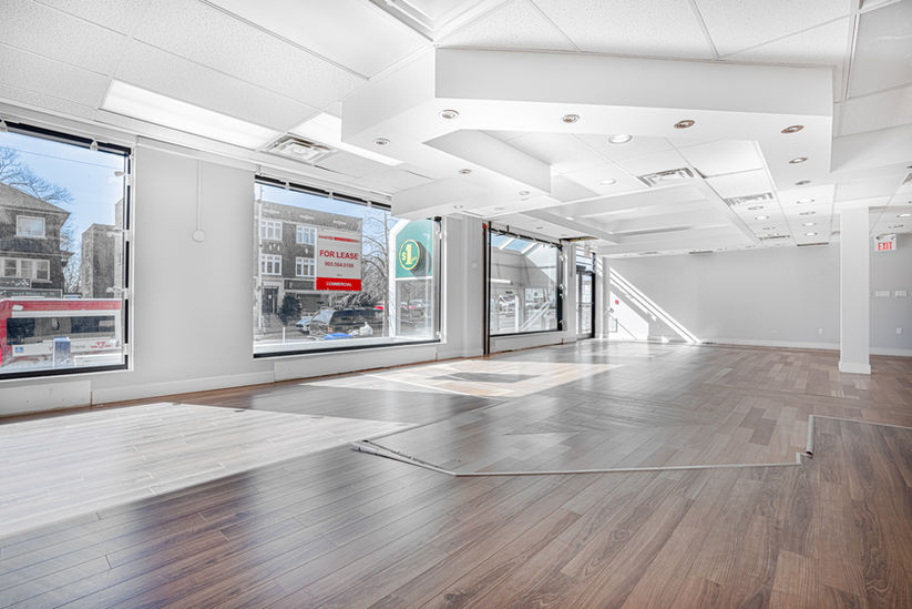 2150 Bloor St. W unit 206-1.jpg