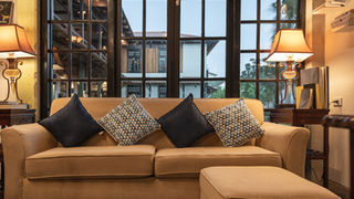 Uthai Heritage-208-lowres_edited.jpg