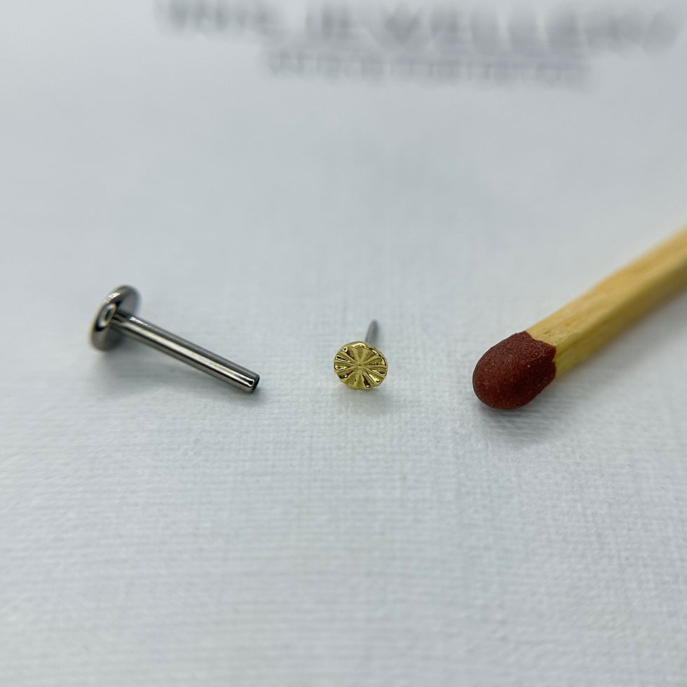 Thumbnail: Neometal Spline 3mm 18k Yellow Gold