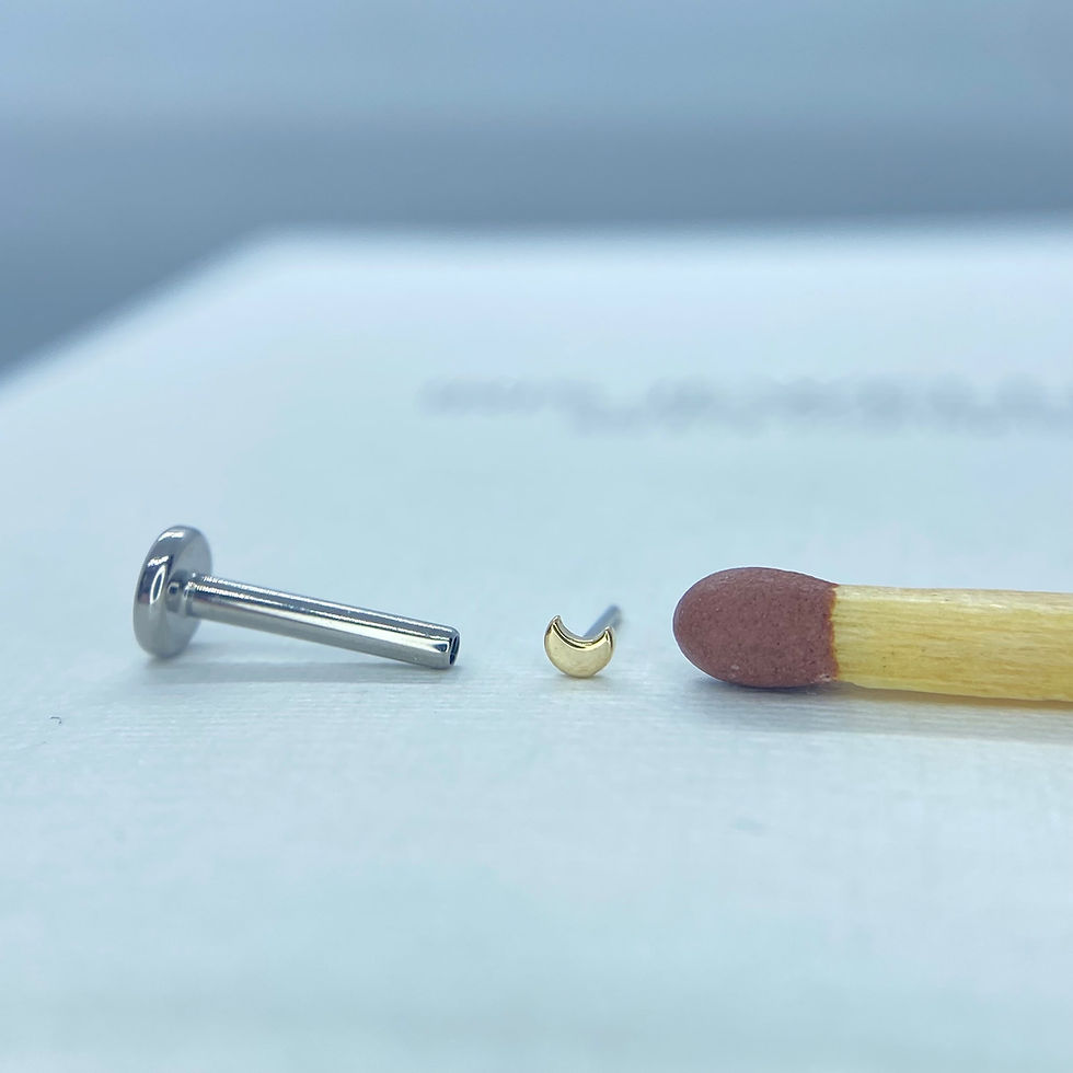 Thumbnail: Kiwi Diamond Moon 14kt Yellow Gold 2mm
