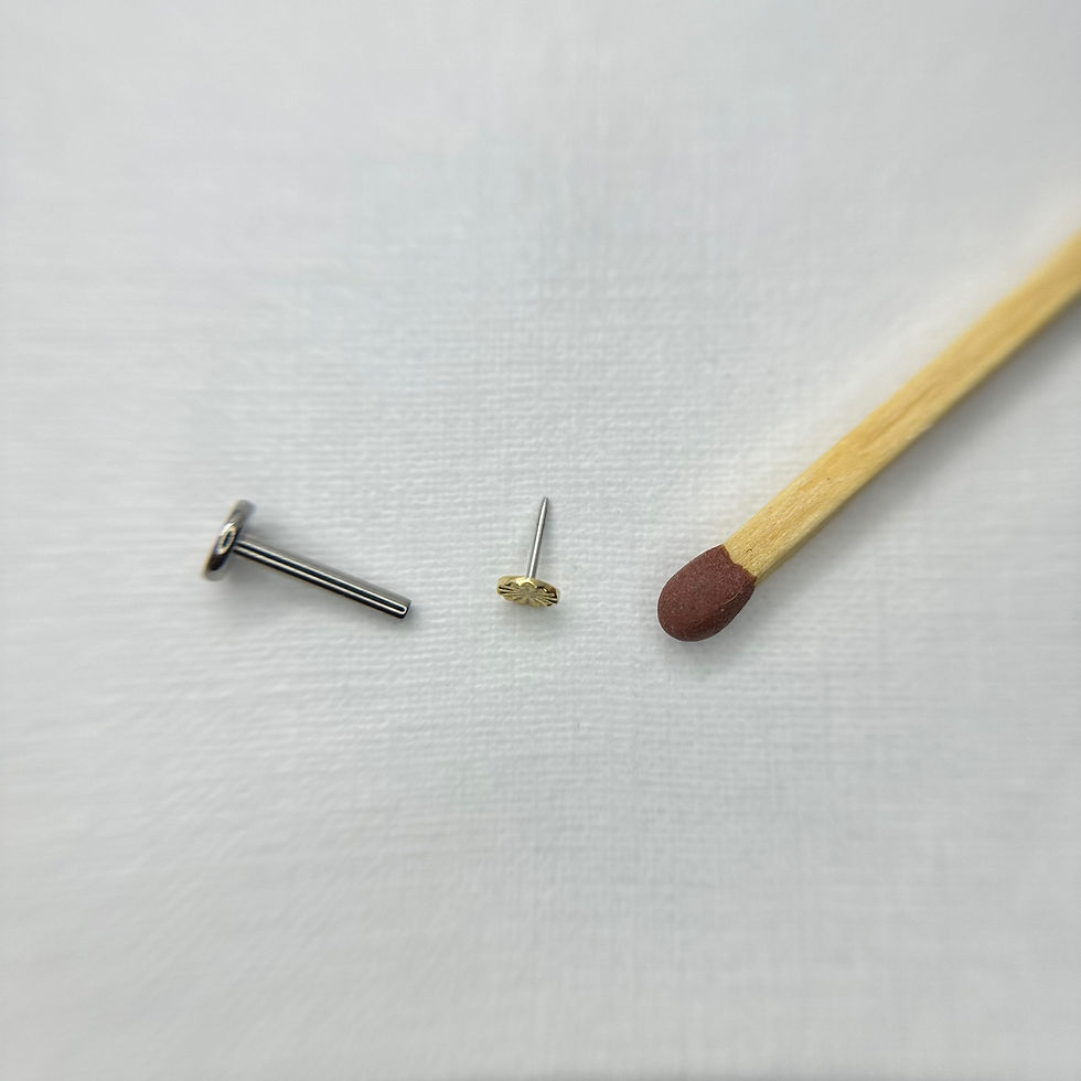 Thumbnail: Neometal Spline 3mm 18k Yellow Gold