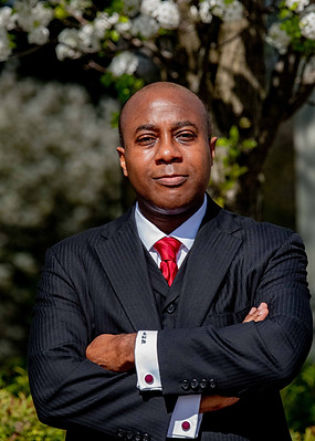 Ray Law Criminal Defense Attorneys | DUI cases in Oakland County, MIFacbook icon