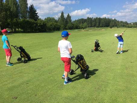 Golf on liian hieno laji eliitin etuoikeudeksi