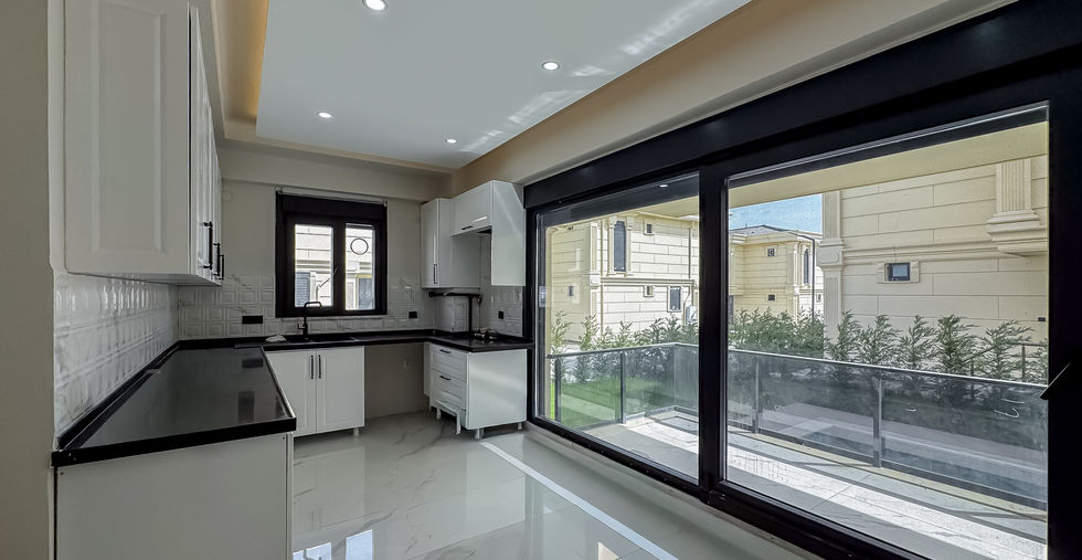 Silivri, Selimpaşa, Müstakil havuzlu, özel bahçeli, satılık villa