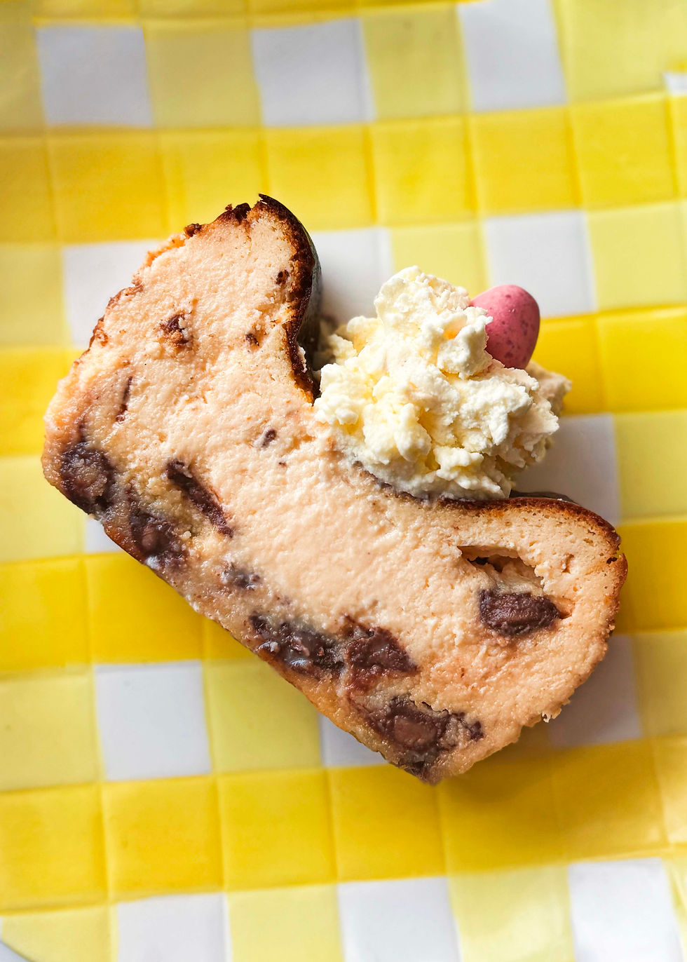 MINI EGG BASQUE LOAF CHEESECAKE