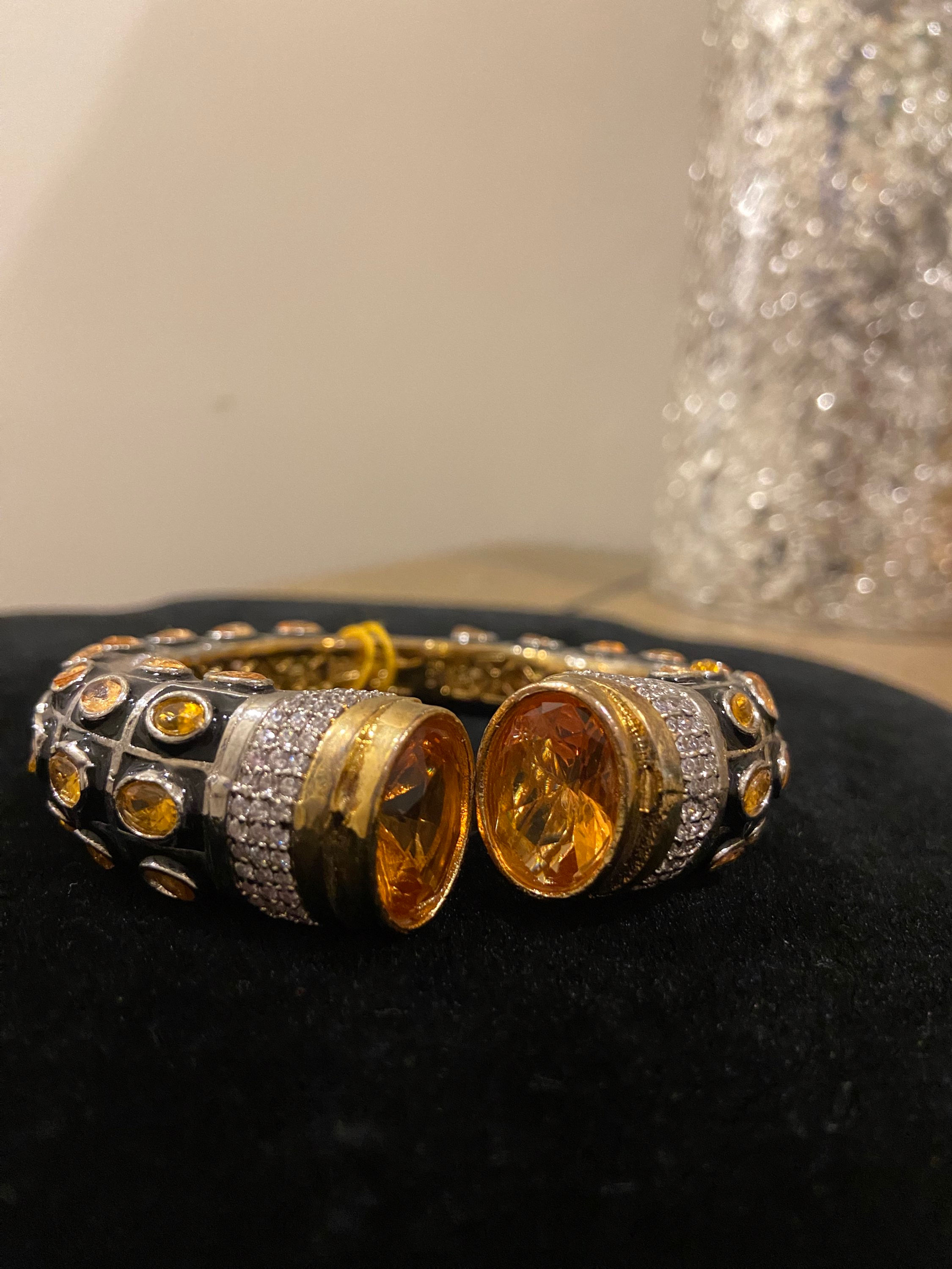 Beautiful Kundan Bangle/Kara