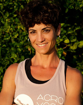 Acroyogaprem_ValoaStudio (81).jpg