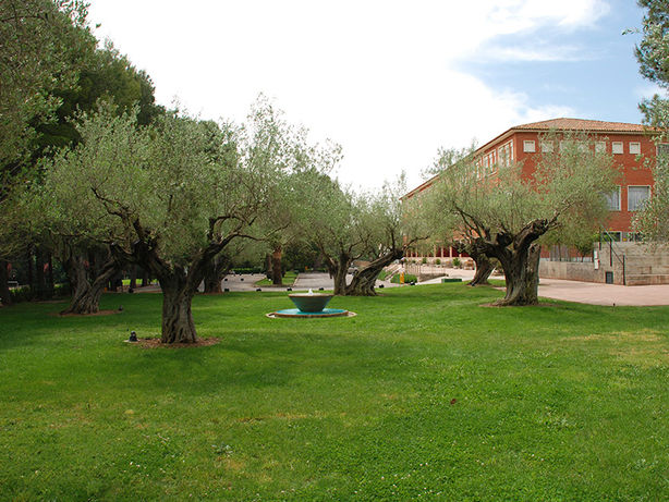 SalesianosGodelleta_Exteriores9.jpeg