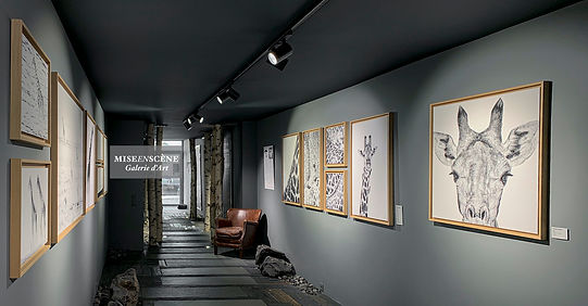 galerie d'art mise en scène 1920.jpg