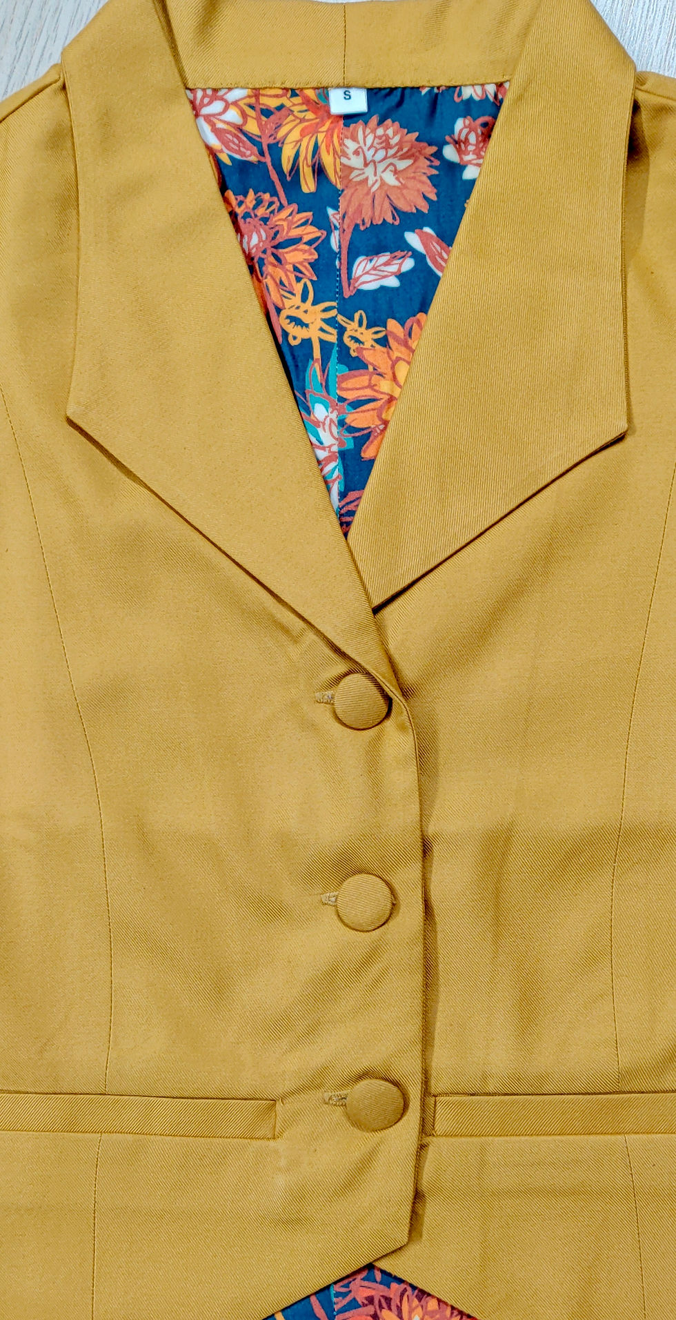Thumbnail: Yellow Waistcoat Top button Style