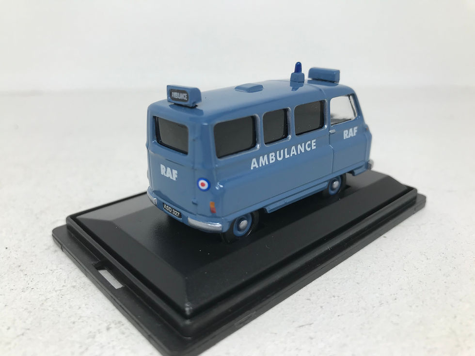 Thumbnail: HORNBY SKALEAUTOS OO GAUGE R7085 MORRIS J2 AMBULANCE RAF