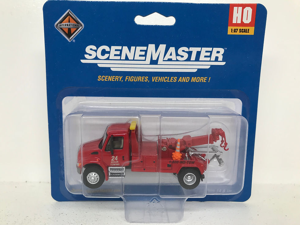 WALTHERS SCENEMASTER 949-11531 HO SCALE INTERNATIONAL 4300 TOW TRUCK