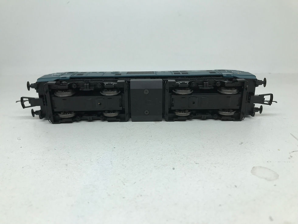 Thumbnail: DAPOL OO GAUGE 4D-012-006  CLASS 22 BR BLUE SYP D6327 DIESEL LOCOMOTIVE