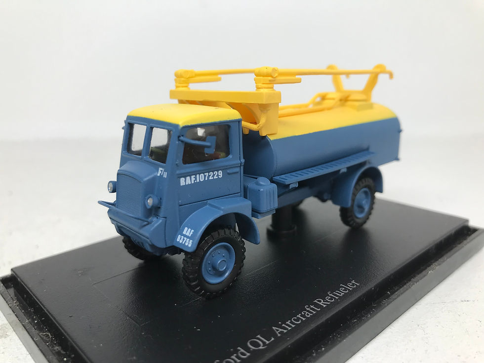 HM 1:72 SCALE HG4801 RAF BEDFORD QL AIRCRAFT REFUELING TRUCK